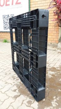 PALETE DE PL�STICO SEMINOVO MODELO PL-7 TIPO 1